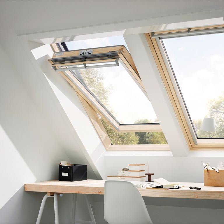 Fenêtre VELUX à rotation Fenêtre VELUX à rotation
